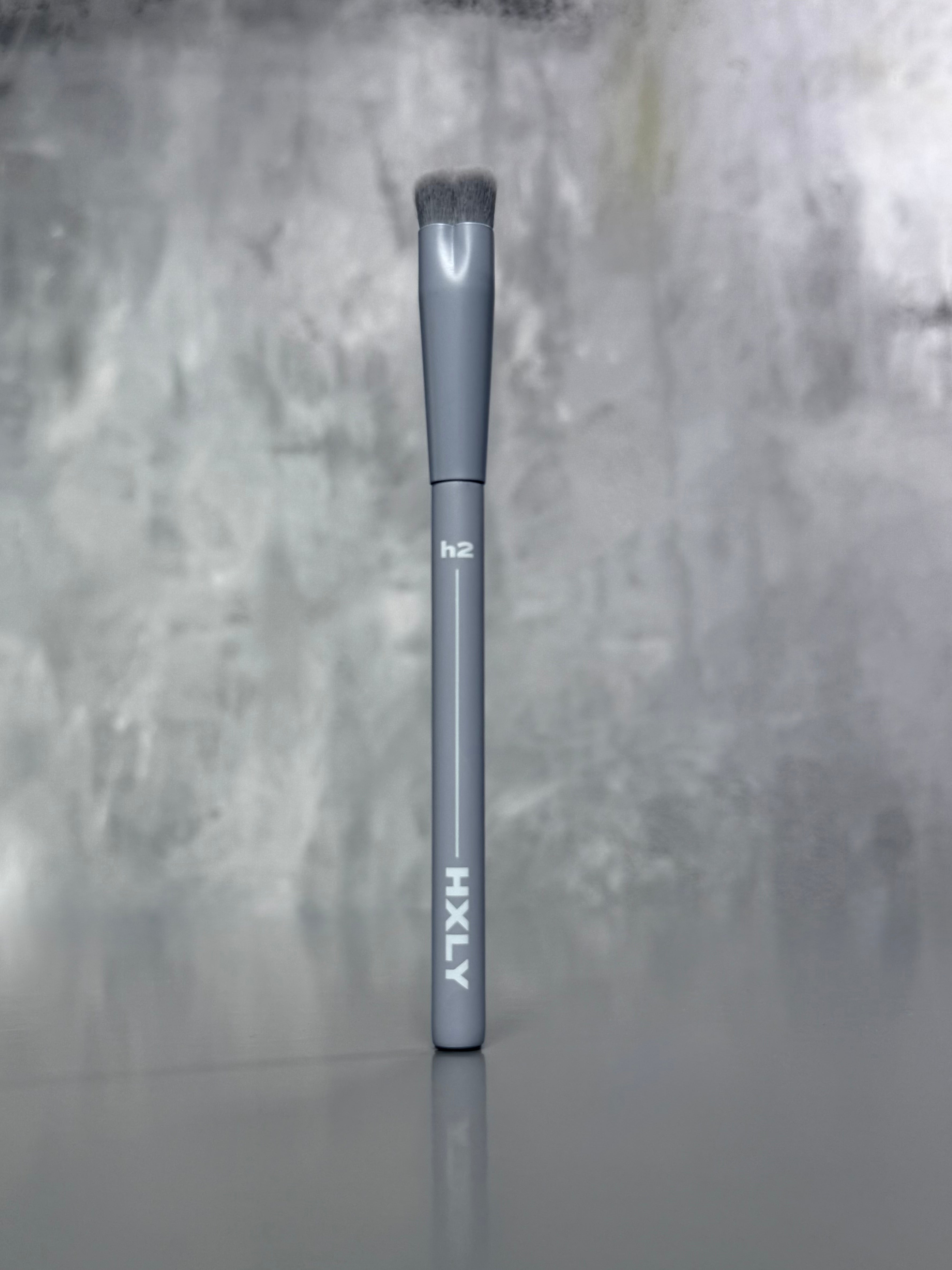 H2 - BRUSH - HEART CONCEALER PERFECTOR - HXLY COSMETICS