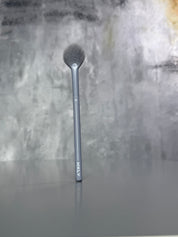 L1 - BRUSH - FLAME TAIL HIGHLIGHTER - HXLY COSMETICS