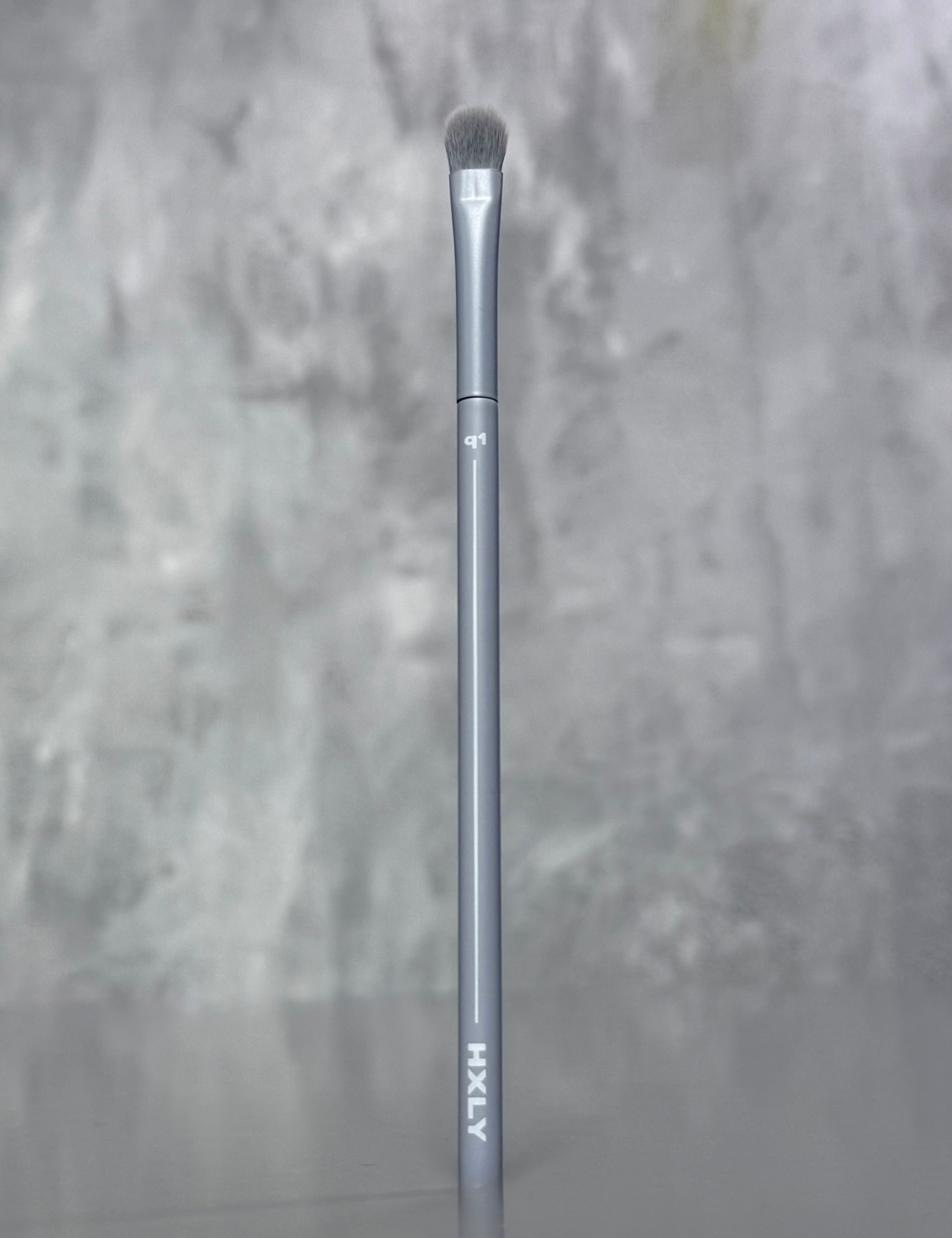 Q1 - BRUSH - SMALL EYESHADOW - HXLY COSMETICS